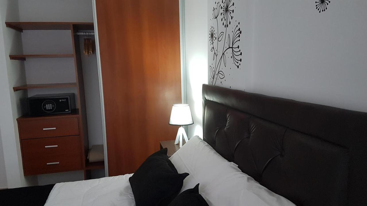 Departamento De Catagoria M&L Apartment Villa María Exterior foto